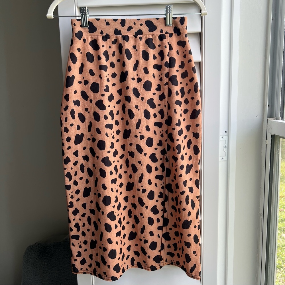 Midi skirt leopard print  XS
